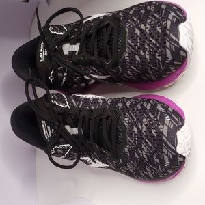 Brooks, launch 5, running sneakers